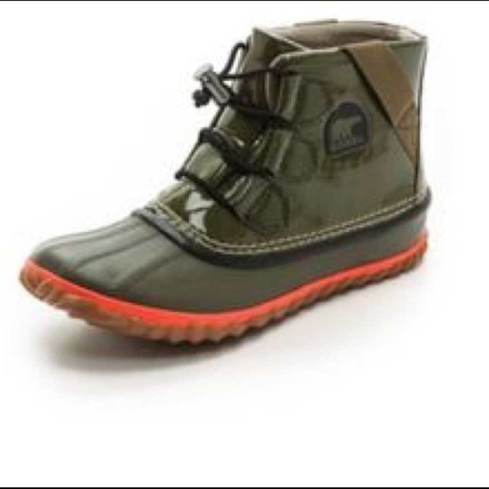 RARE FIND!!! Limited edition Sorel Out n About
